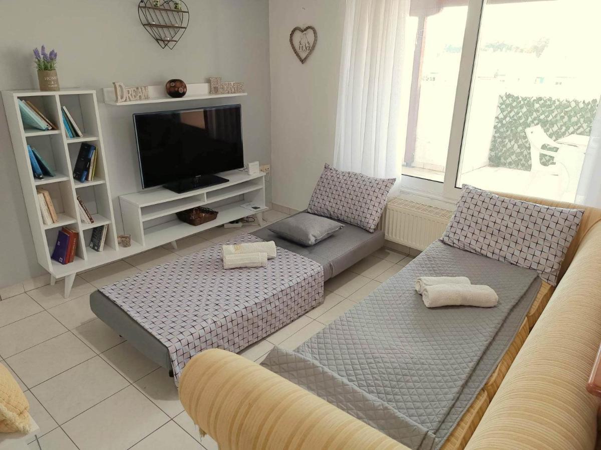 City Melody Apartment With Private Parking Alexandrópolis Exterior foto